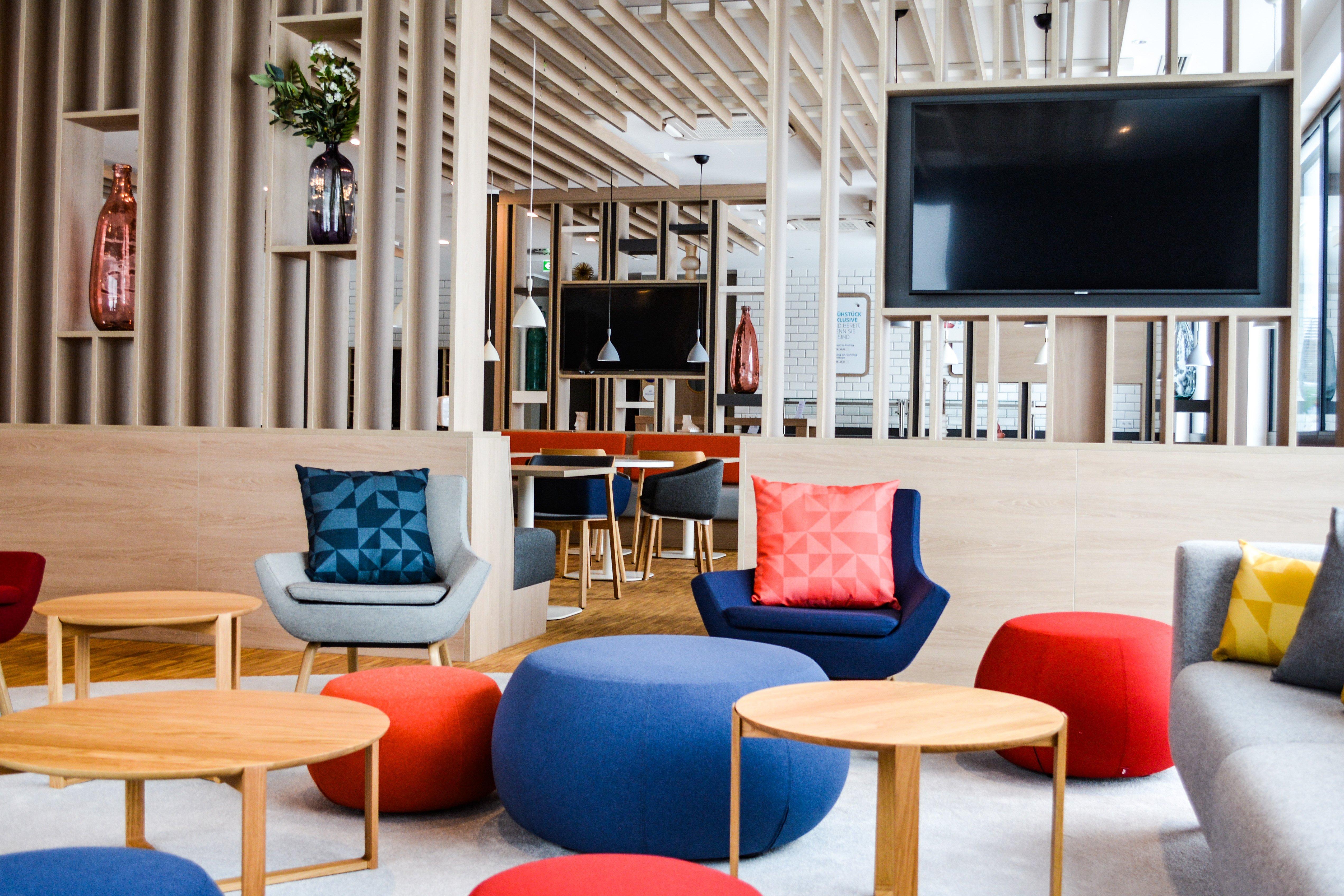Holiday Inn Express Munich - Olching By Ihg Exterior foto